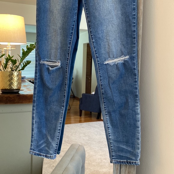 Ashley Mason, size 24 distressed high waisted skinny jeans, perfect condition! - Picture 3 of 7